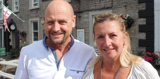 8:55 AM: Four in a Bed | More 4 | 1/31 2026