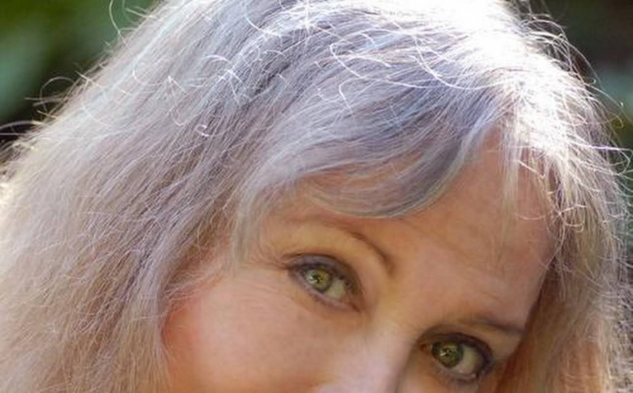 Anjanette Comer