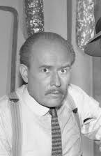 George Voskovec as Gus Steinmetz