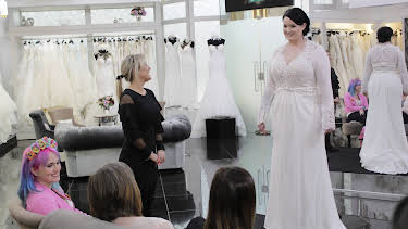 06:00: Say yes to the Dress UK (S2 E25) (S2) | TLC | 4/15 2026