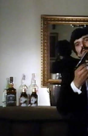 Tony Page as Detective Raf Alvarez