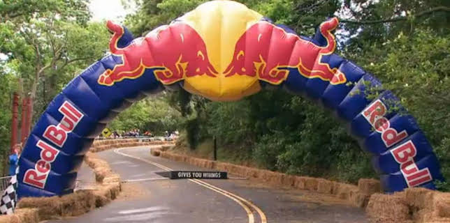 11:25 AM: Red Bull Soapbox Race (S3 E6) (S3) | Dave | 1/3 2026