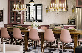 Renovation Resort Showdown, Season 1: Cooking Up a Kitchen