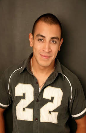 Luis Fernando Peña as 