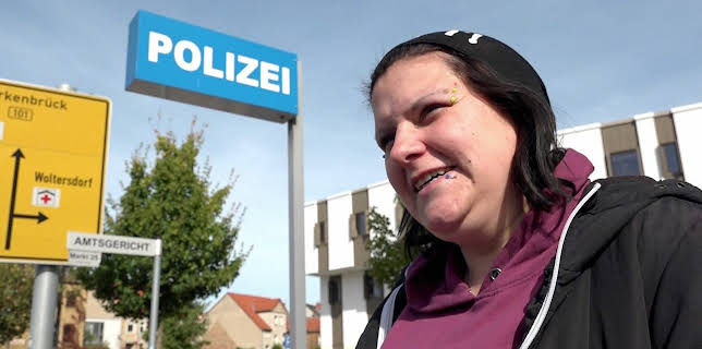 15:00: Hartz und herzlich (S4 E8) (S4) | RTL 2 | 12/15 2025