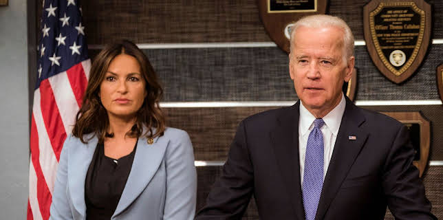 10:00 PM: Law & Order: Special Victims Unit (S18 E2) (S18) | 5 USA | 1/18 2026