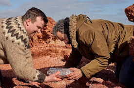 Tony Shalhoub Breaking Bread, Season 1: Iceland