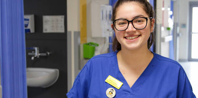 8:00 PM: Casualty 24/7: Every Second Counts (S8 E9) (S8) | 5 Star | 12/9 2025