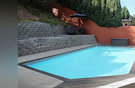 How Close Can I Beach?, Season 1: Seeking Sun in San Diego