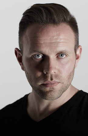 Sean James as Rob