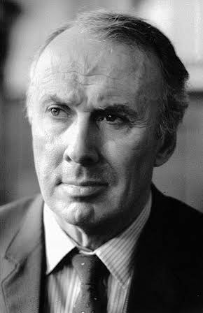 Richard Kiley as 