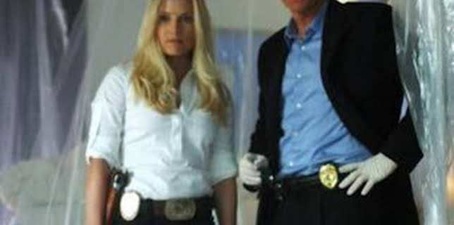 17:45: CSI: Miami (T2): Ep.10 Extremo | Calle 13 | 2/13 2026