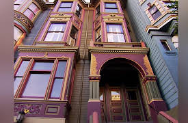 House Hunters: LGBT Volume 1: Big Bucks in the Bay Area