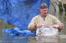 Dual Survival Season 1: After the Storm