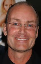 Les Mayfield como Director