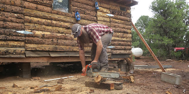 12:10: Homestead Rescue (S2 E10) (S2) | Animal Planet | 11/10 2025