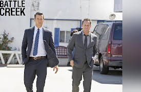 Battle Creek, Season 1: Old Wounds