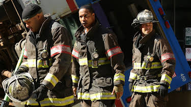 18:30: Chicago Fire (S4 E2) (S4) | Viasat Series | 8/19 2026