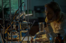 Lessons in Chemistry: Little Miss Hastings