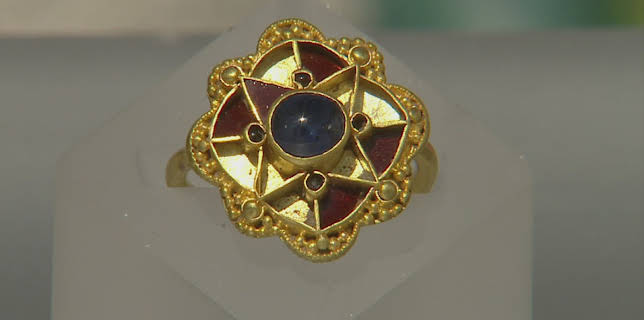 1:00 PM: Antiques Roadshow (S34 E20) (S34) | Yesterday | 12/10 2025