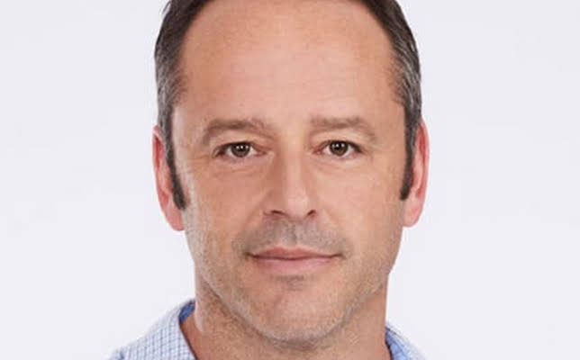 Gil Bellows