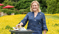 Antiques Roadshow (S44 E1)