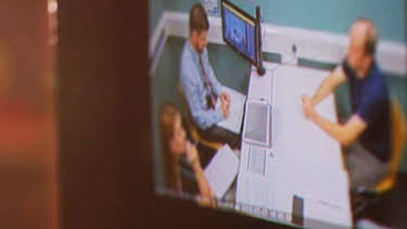 00:35: Hvem drepte Essex-millionærene?: Luke D'Wit | NRK 2 | 4/18 2026