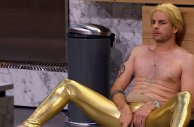 LOL: Last One Laughing Netherlands: Nipple, nipple on the wall