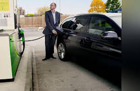 Machines How They Work Season 1: Elevators, Petrol Pumps, and Air Hockey Tables