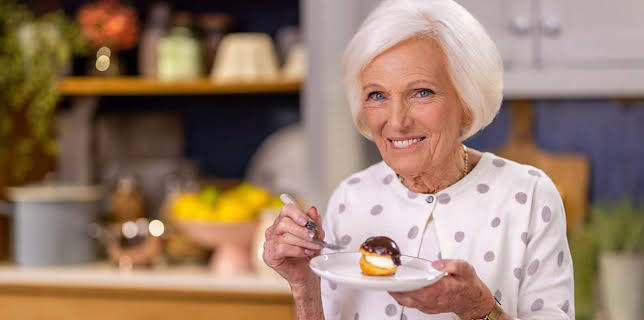 11:30 AM: Mary Berry - Love to Cook (S1 E3) (S1) | BBC Two | 2/1 2026