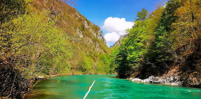 17:15: Hanseblick: Montenegro | Radio Bremen | 12/13 2025