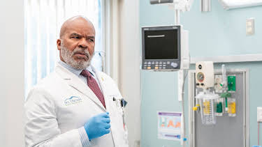 20:00: St. Denis Medical (S1 E5) (S1) | TV6 | 11/23 2025