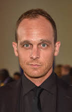 Ethan Embry som 