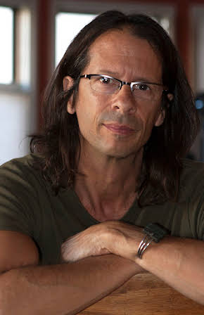 Jeff Consiglio as Director