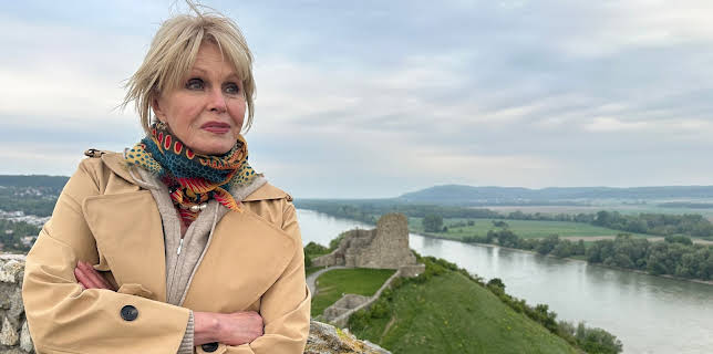 19:50: Mektige Donau med Joanna Lumley: Slovakia | NRK 1 | 11/2 2025