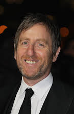 Michael Smiley como 