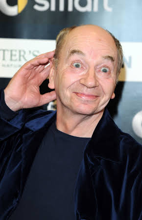 Lindsay Kemp as 