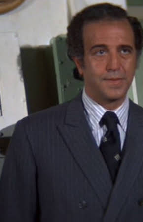 Fred Sadoff as Linarcos