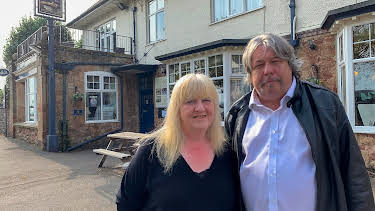 7:25 PM: Four in a Bed | More 4 | 4/5 2026