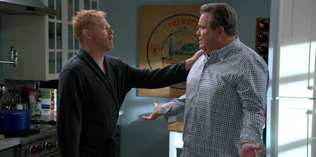 3:25 AM: Modern Family | E4 | 11/27 2025