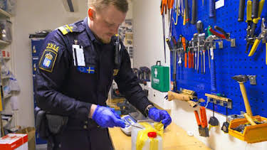 1:00 AM: Border Control: Sweden (S1) | Discovery Channel | 6/6 2026