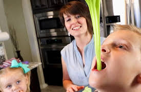 KidCity: KidCity Makes DIY Sour Slime Candy!