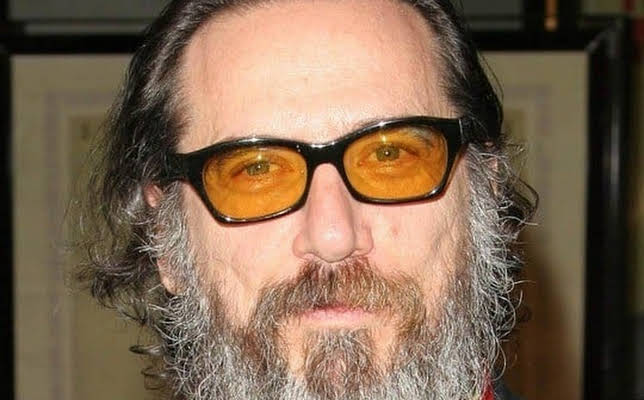 Larry Charles