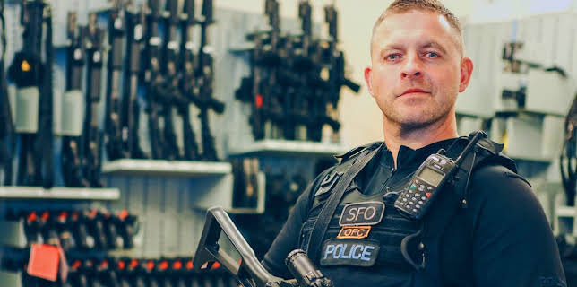 6:00 PM: Police Interceptors (S11 E8) (S11) | Paramount | 2/6 2026