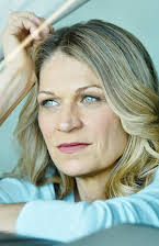 Dendrie Taylor como Lola