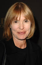 Victoria Tennant como Terry Hoskins