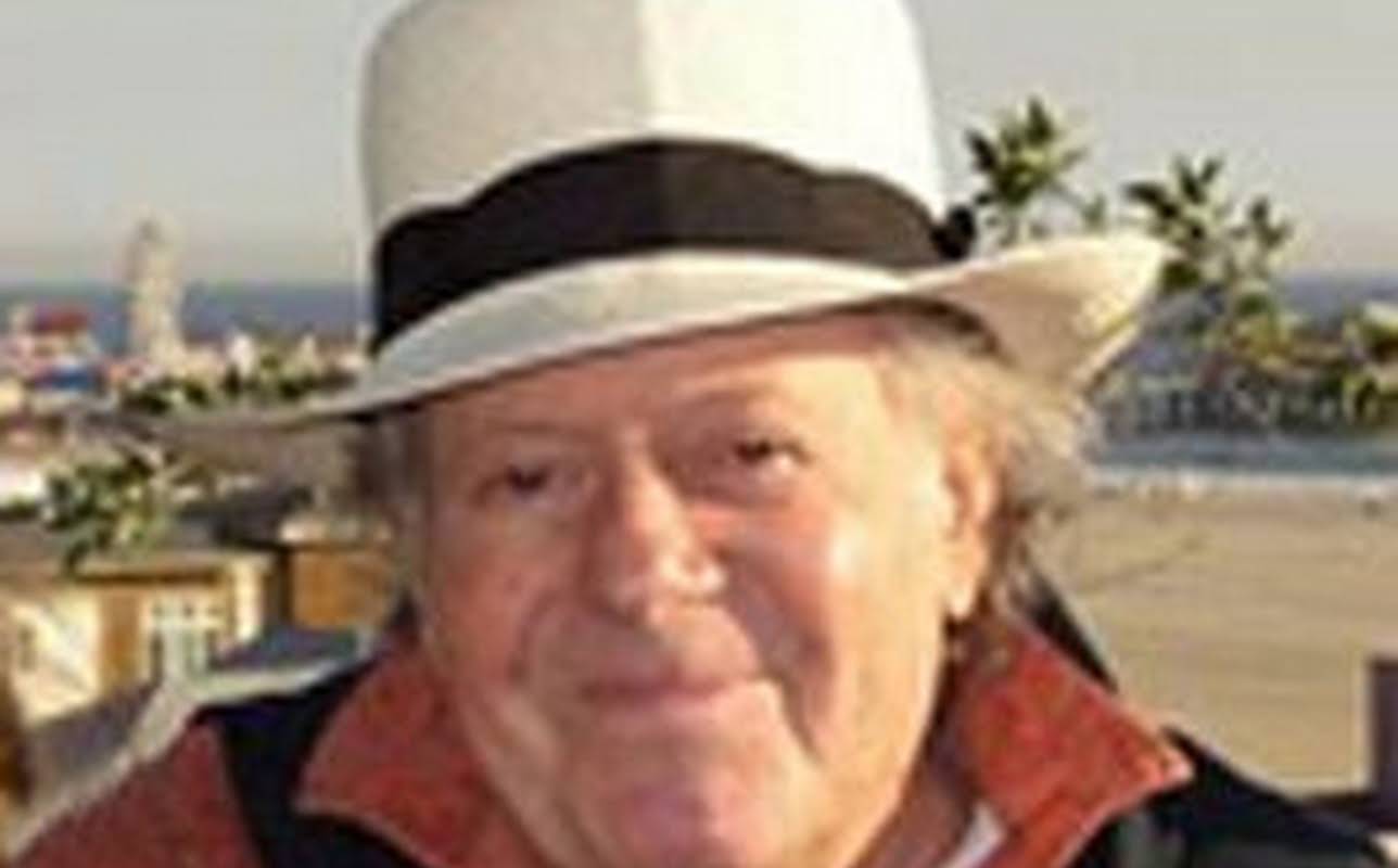 Aubrey Morris