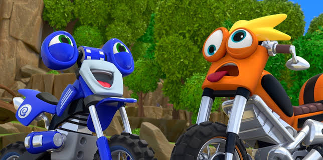 12:25: Ricky Zoom: Loop sin nye besteven | NRK Super | 12/12 2025