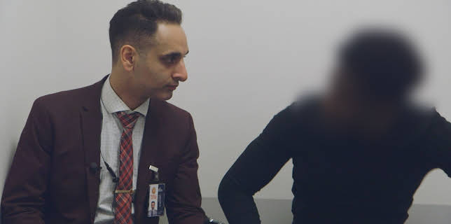 22:20: Toll | TV 2 Zebra | 11/12 2025