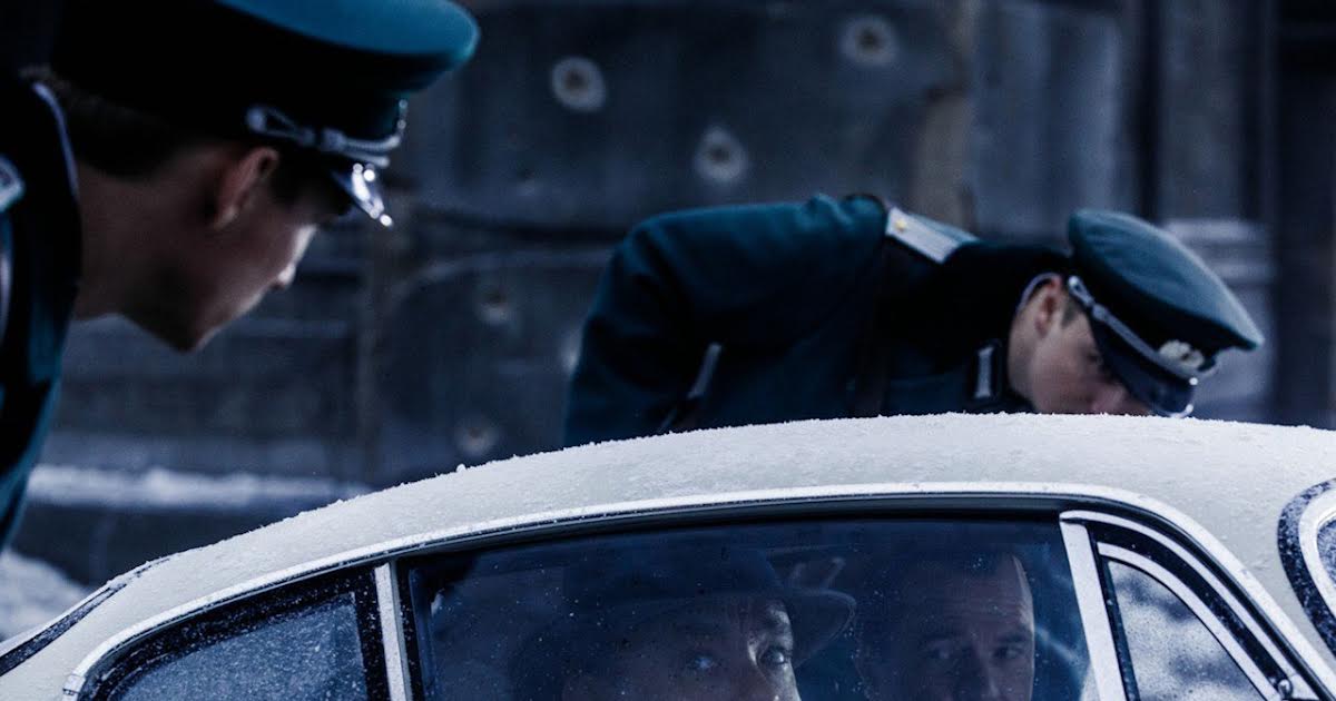 21/2 22:35 | Spionernes bro (2015) på TV2